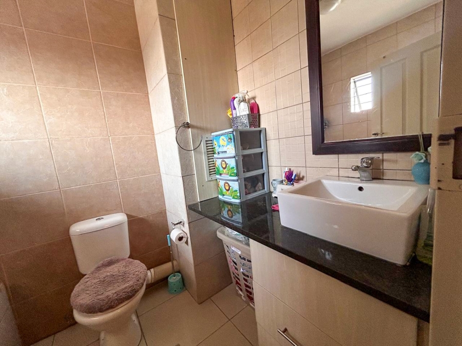 1 Bedroom Property for Sale in Die Bult North West
